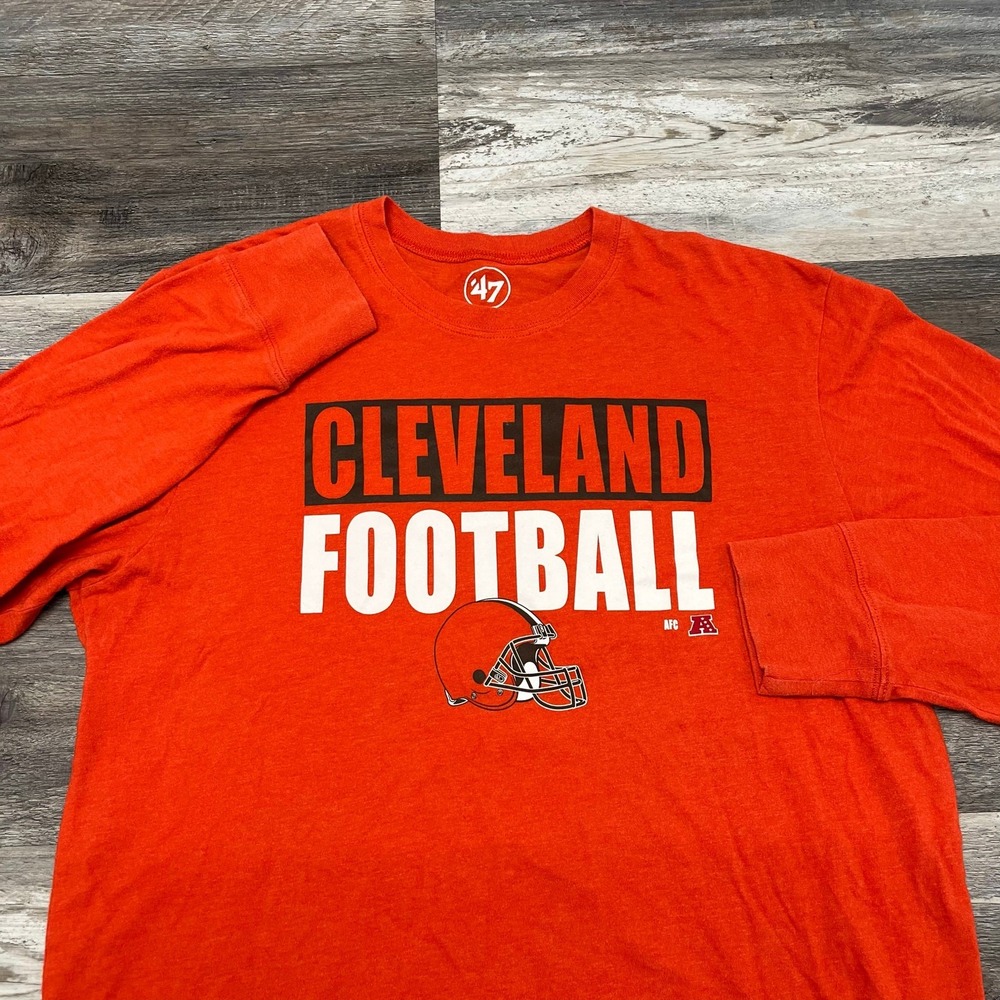 NFL Cleveland Browns Orange Mens M Long Sleeve Football Helmet Graphic T-Shirt